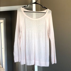 Long sleeve light pink top